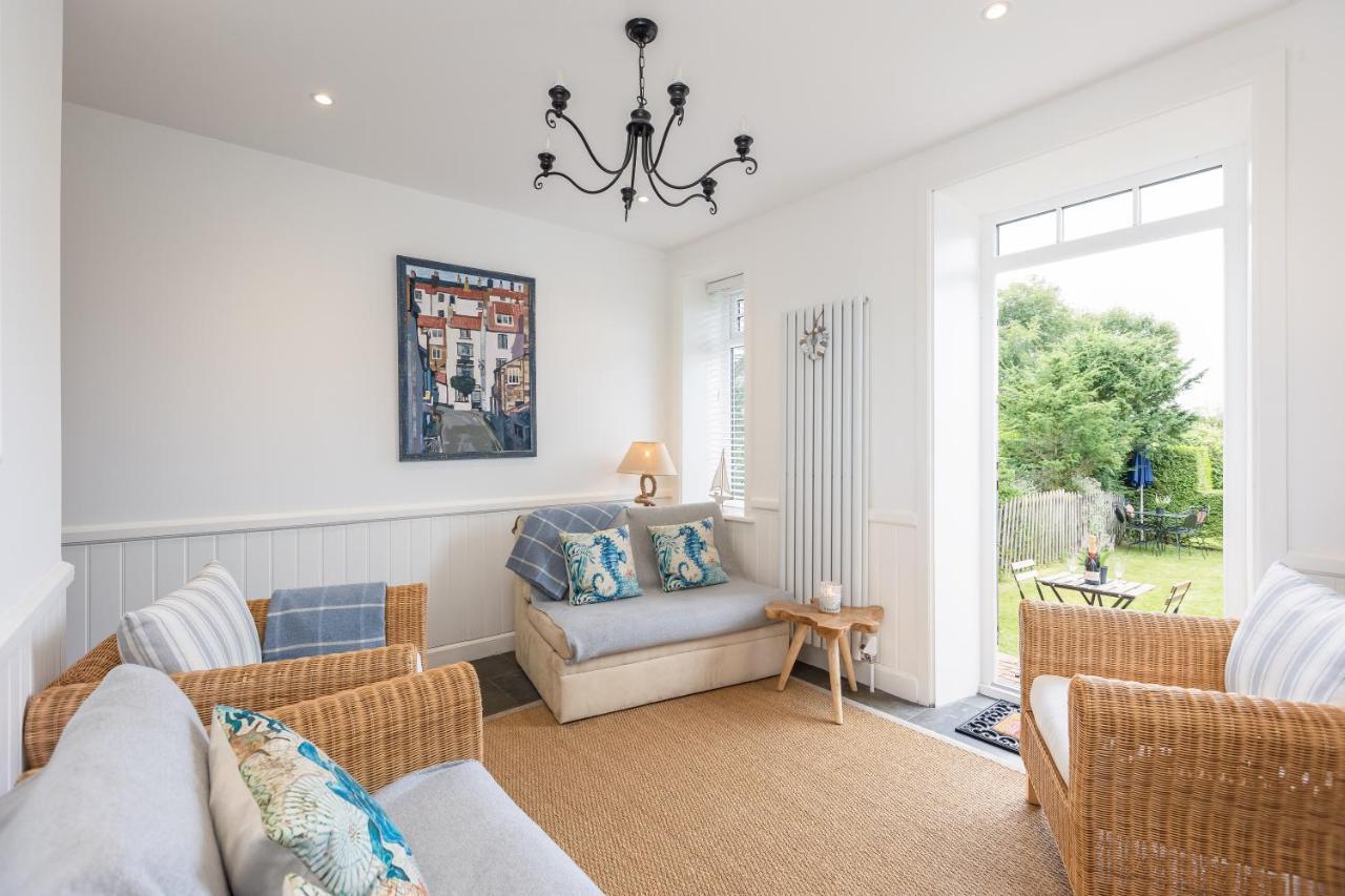 Robin Hood'S Bay Coastguard'S Cottage With A View Экстерьер фото