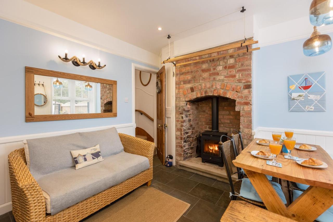 Robin Hood'S Bay Coastguard'S Cottage With A View Экстерьер фото